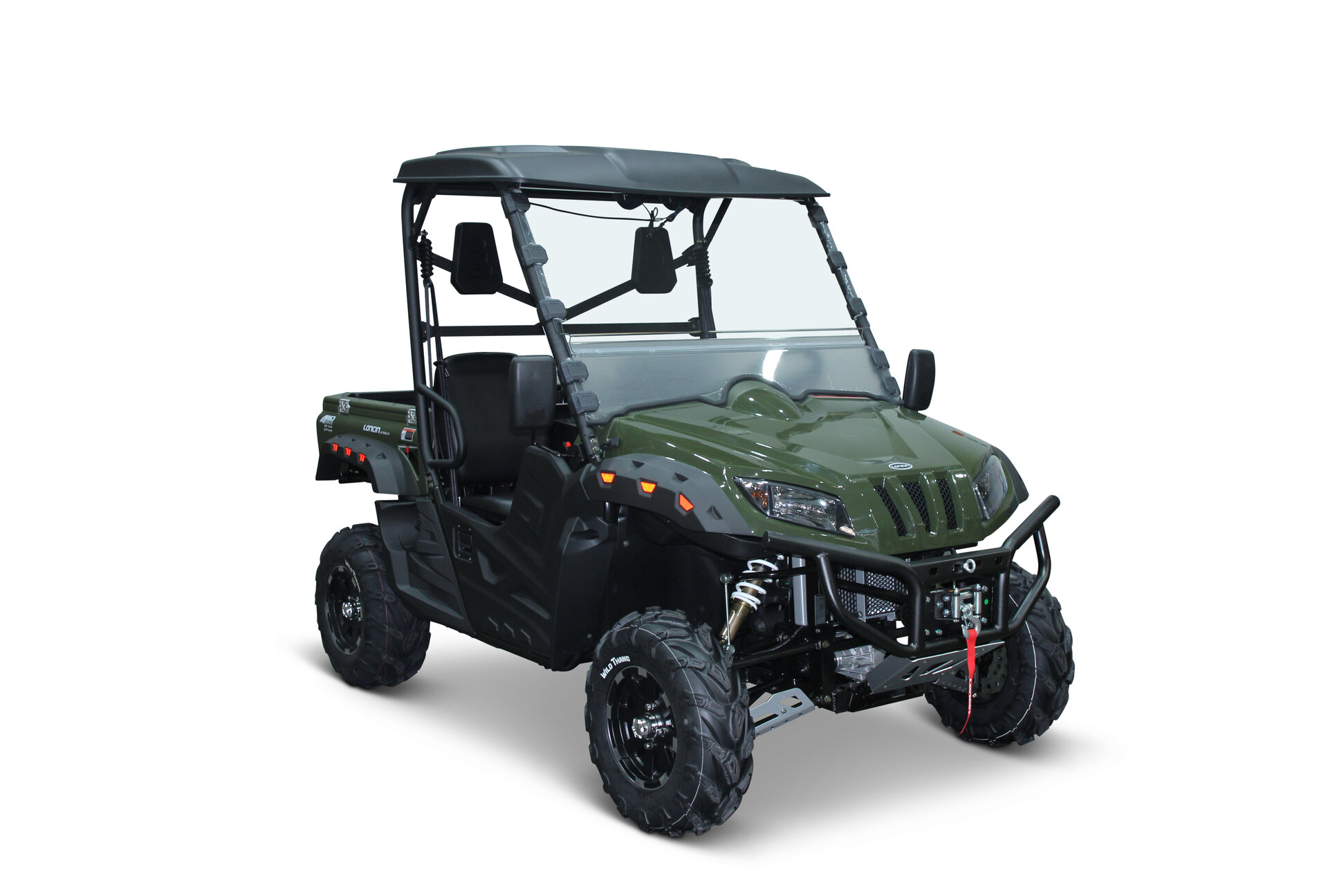Loncin LX700U-2 UTV in Military Green schräg von vorne rechts im Studio