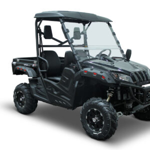 Loncin LX700U-2 UTV in Schwarz schräg von vorne rechts im Studio