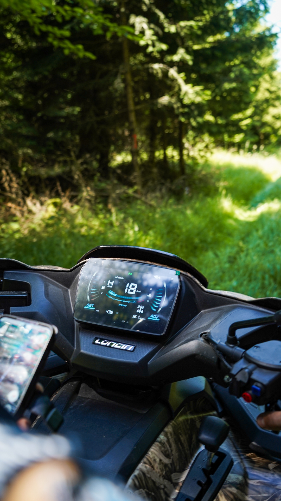 Loncin XWolf 1000L (T3b ABS) – TFT-Display Cockpit Normal | Loncin ATV Action bei Brunner ATV Nation Augsburg