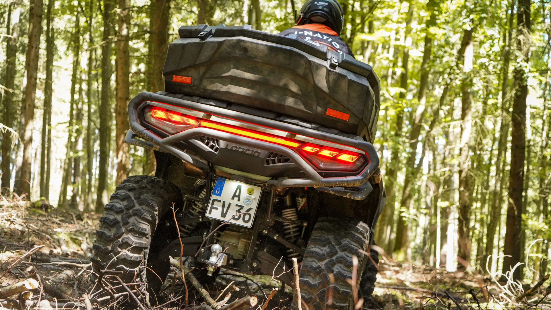 Loncin XWolf 1000L (T3b ABS) – Heck mit LED-Rücklichtern Wald Böhmen | Loncin ATV Action bei Brunner ATV Nation Augsburg