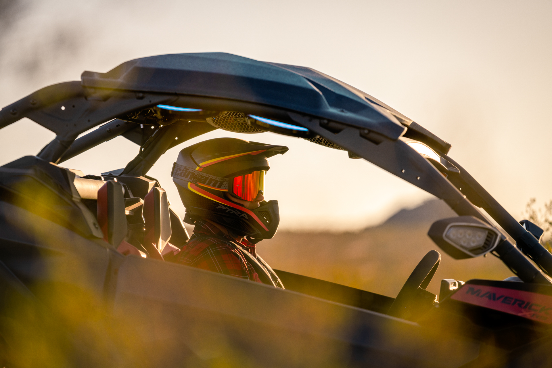 Can-Am Maverick R XRS DCT