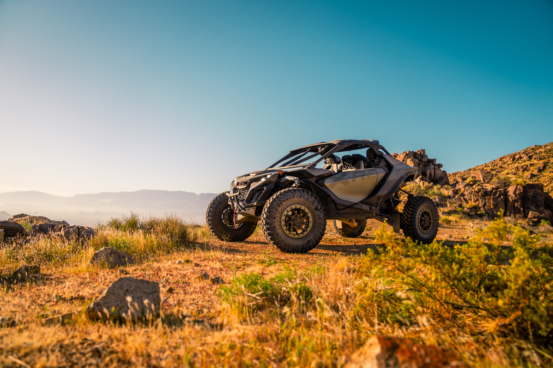 Can-Am Maverick R XRS DCT