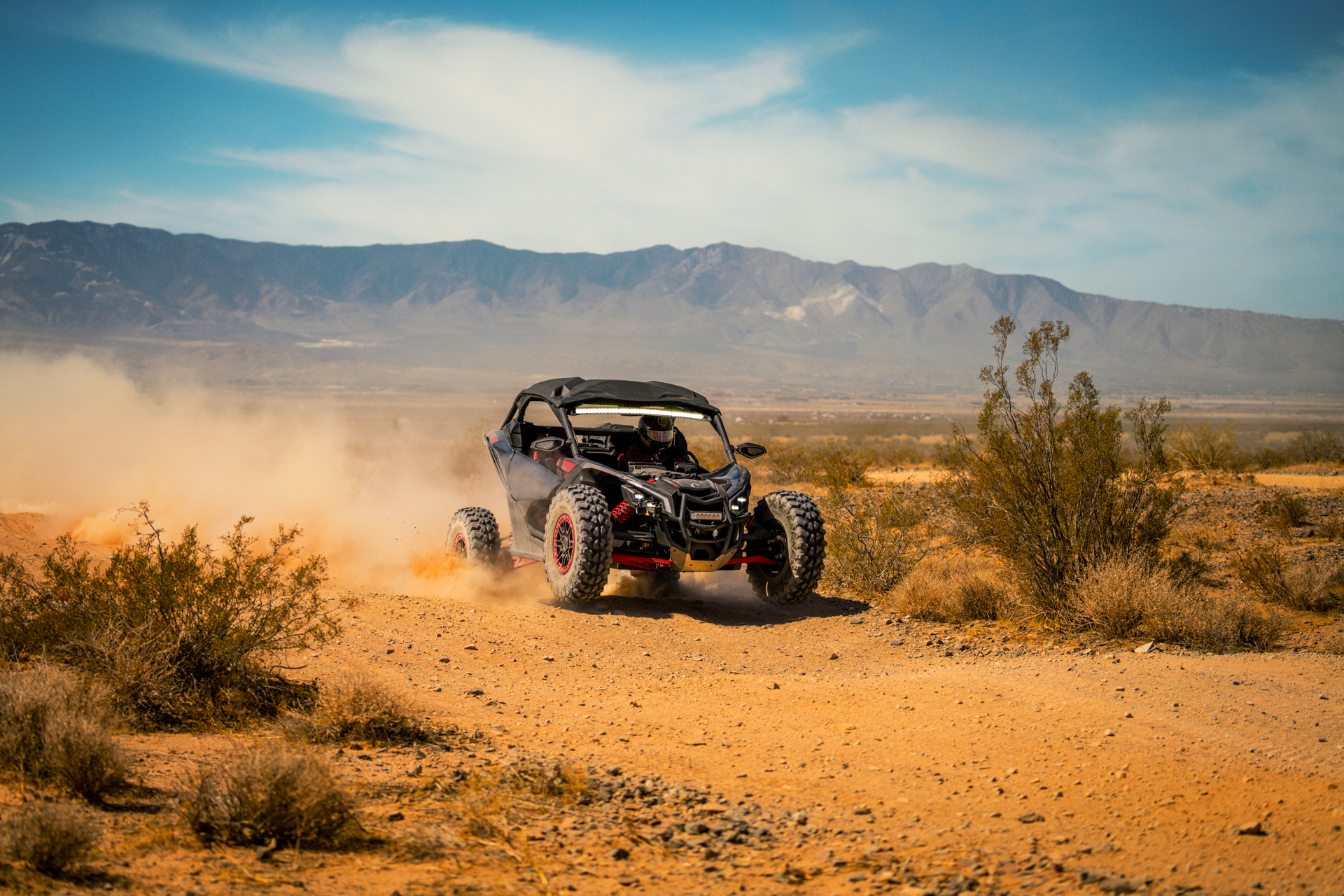 Can-Am Maverick R XRS DCT SAS