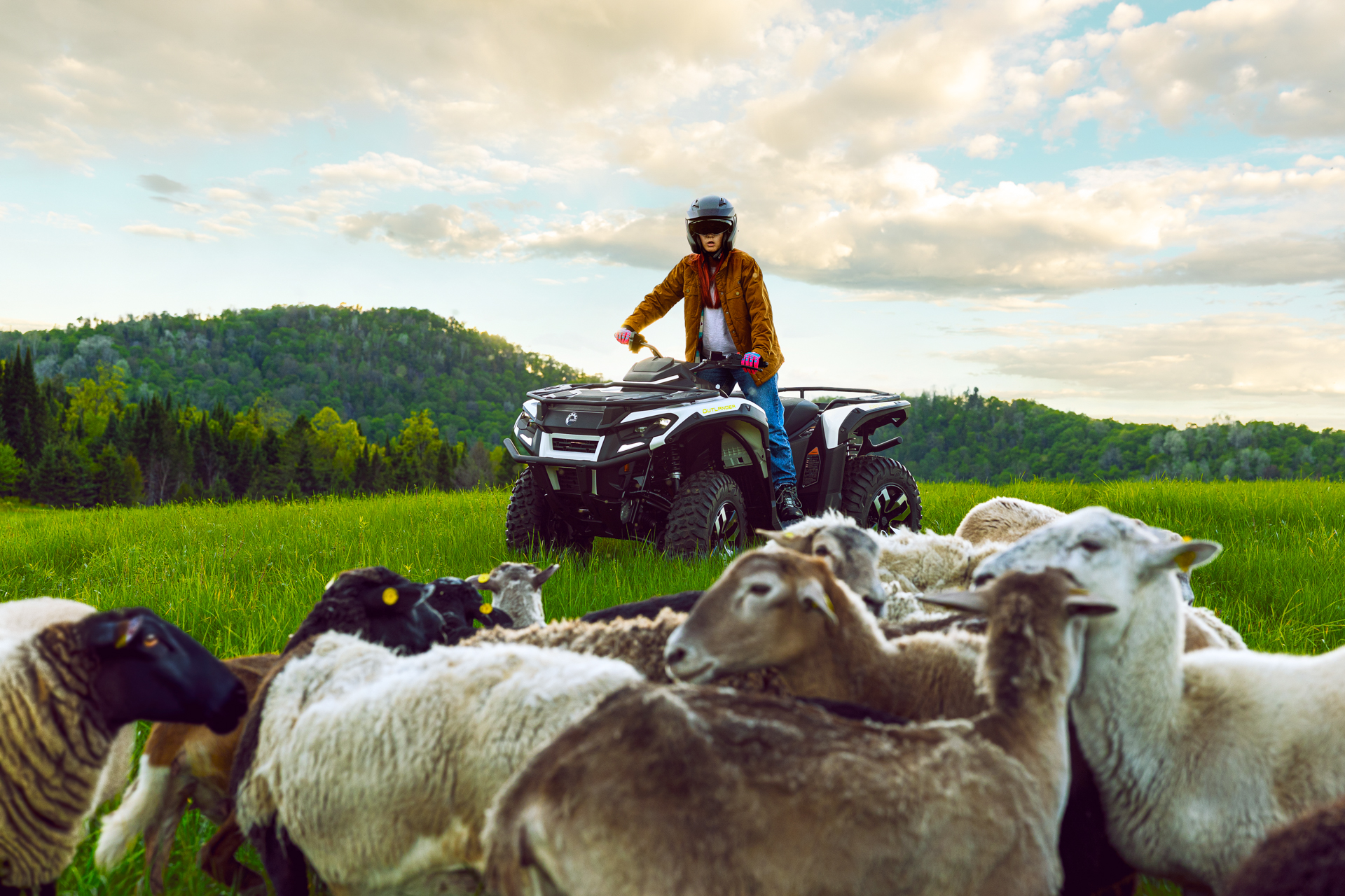 Can-Am Outlander MAX Electric
